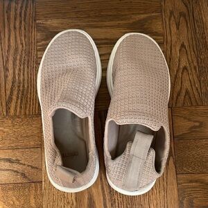 SOLD - Lusso Cloud Nomad Waffle Slip-ons